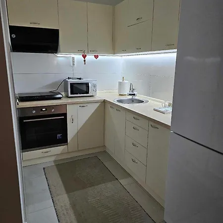 Temi's 1 Apartment